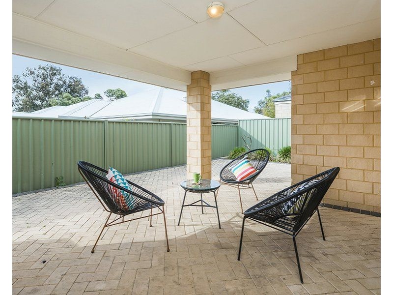 4/456 Kalamunda Road, High Wycombe WA 6057