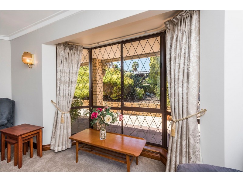 45 Bridgwood Road, Lesmurdie WA 6076