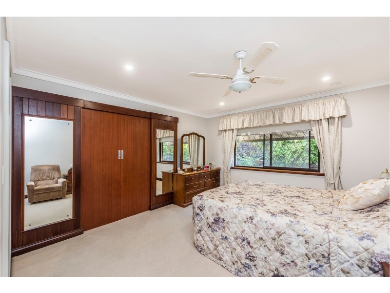 45 Bridgwood Road, Lesmurdie WA 6076