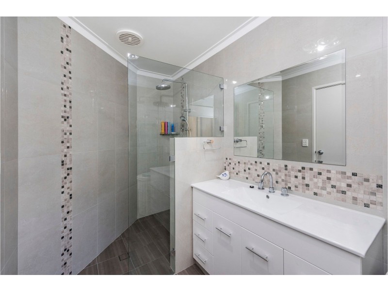 45 Bridgwood Road, Lesmurdie WA 6076