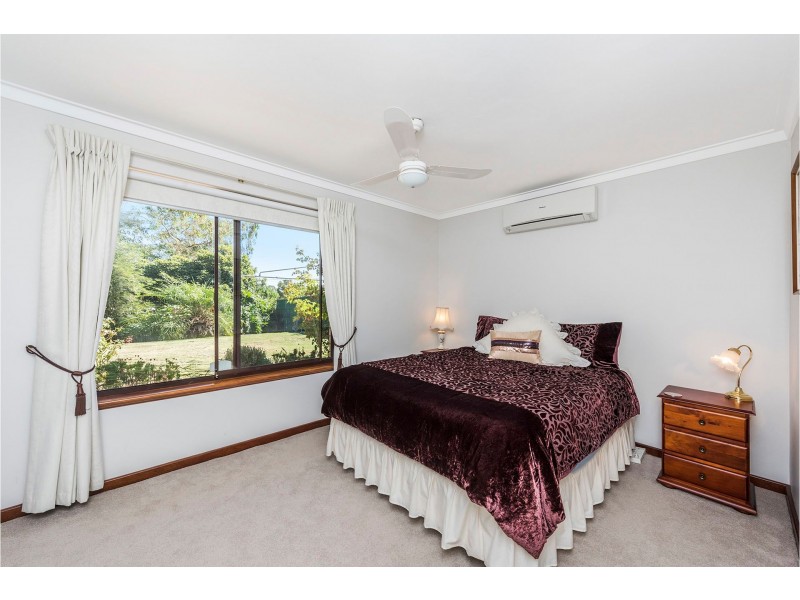 45 Bridgwood Road, Lesmurdie WA 6076