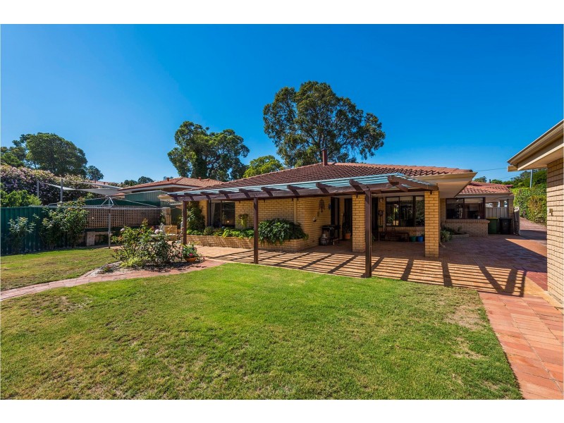 45 Bridgwood Road, Lesmurdie WA 6076