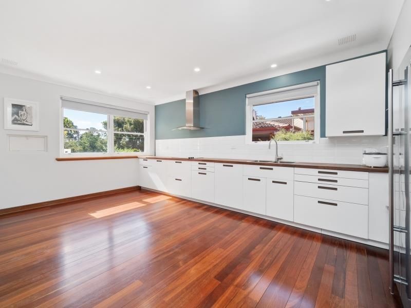 35 Gloucester Road, Kalamunda WA 6076