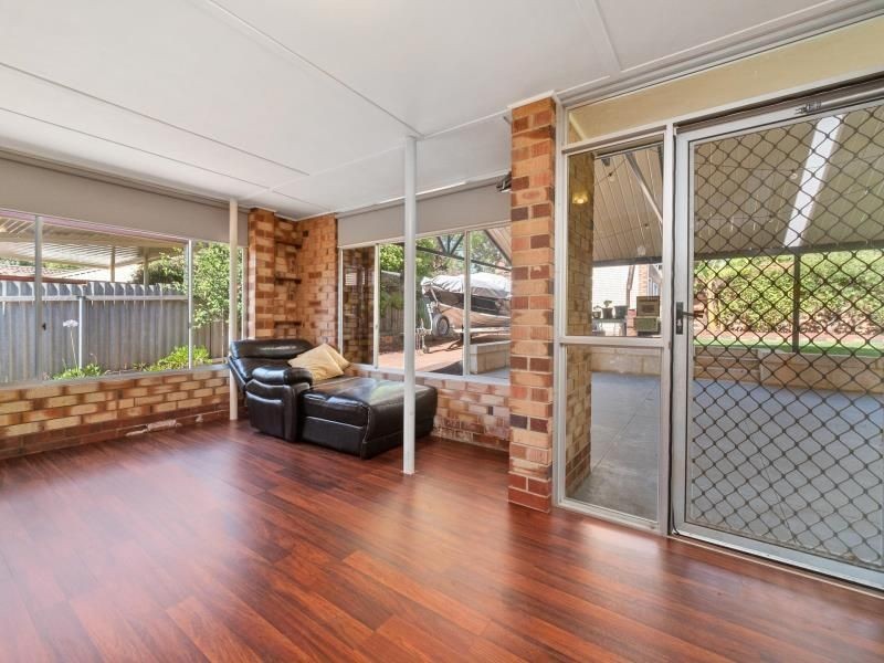 35 Gloucester Road, Kalamunda WA 6076