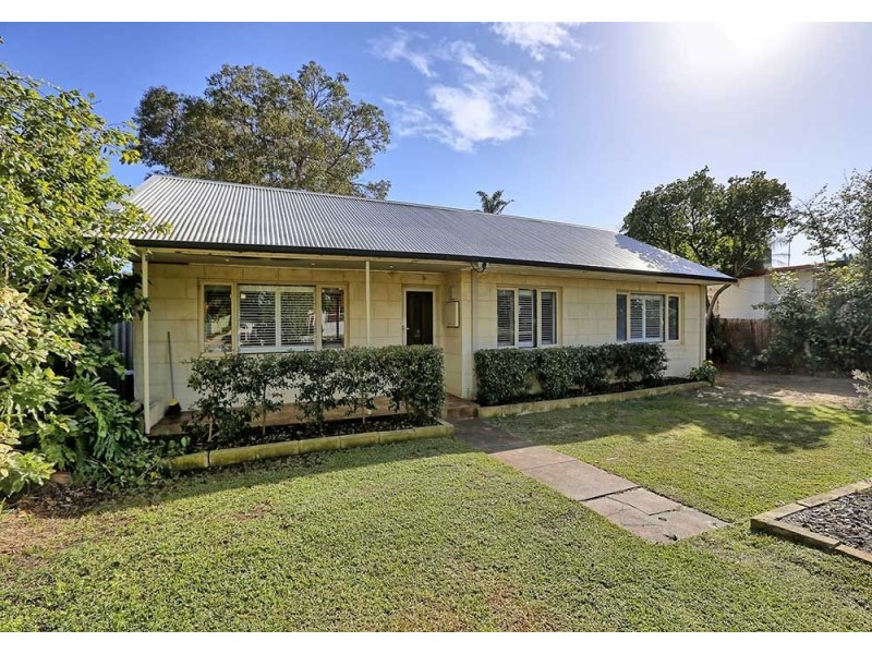 2 Barbary Road, High Wycombe WA 6057