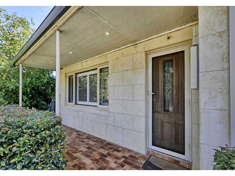 2 Barbary Road, High Wycombe WA 6057