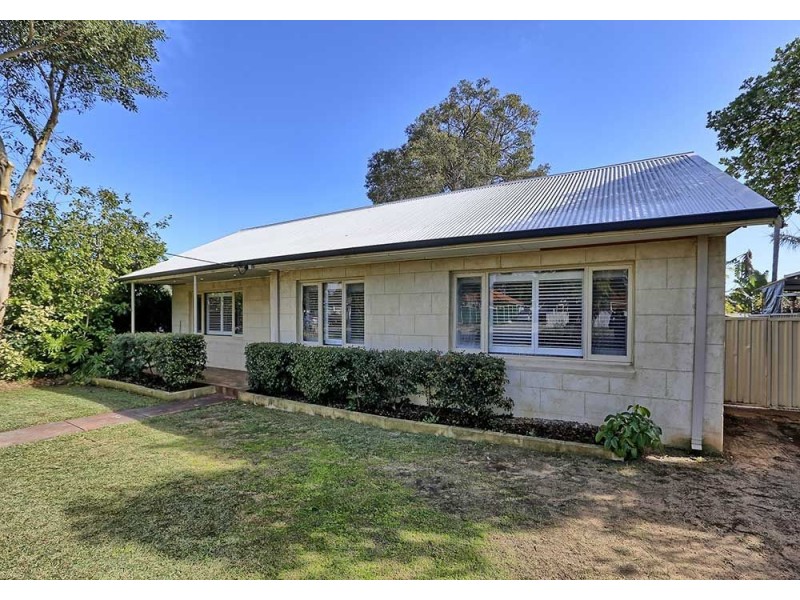 2 Barbary Road, High Wycombe WA 6057