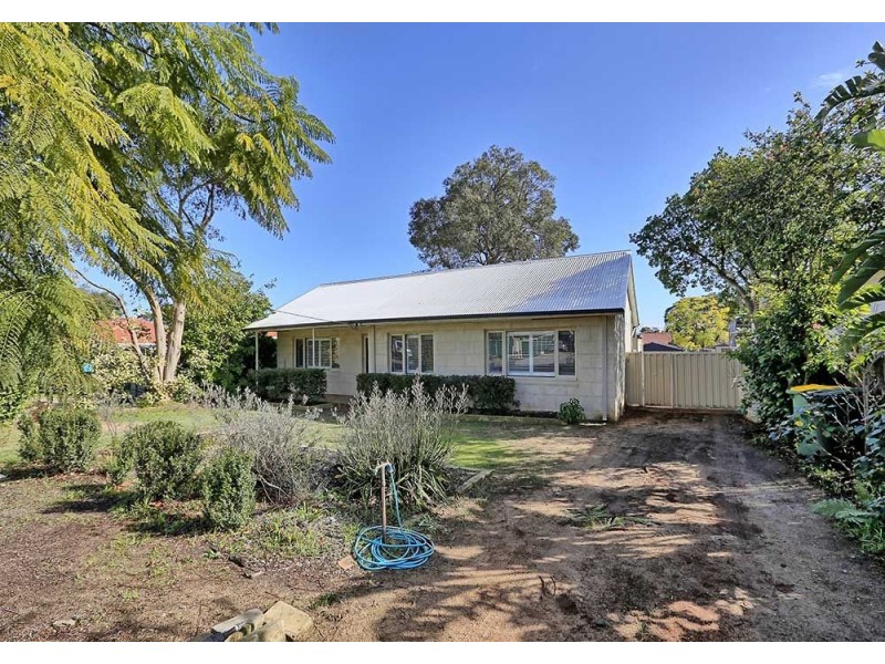 2 Barbary Road, High Wycombe WA 6057