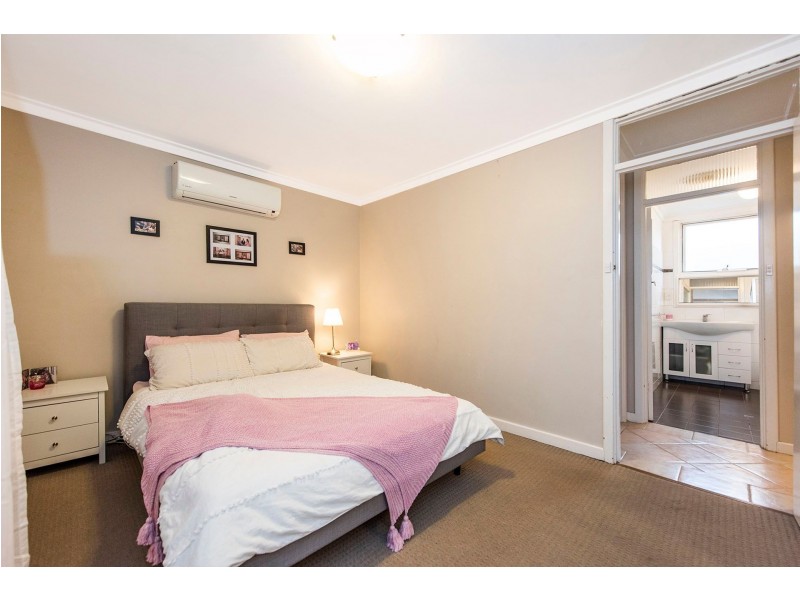 5a Kiandra Way, High Wycombe WA 6057