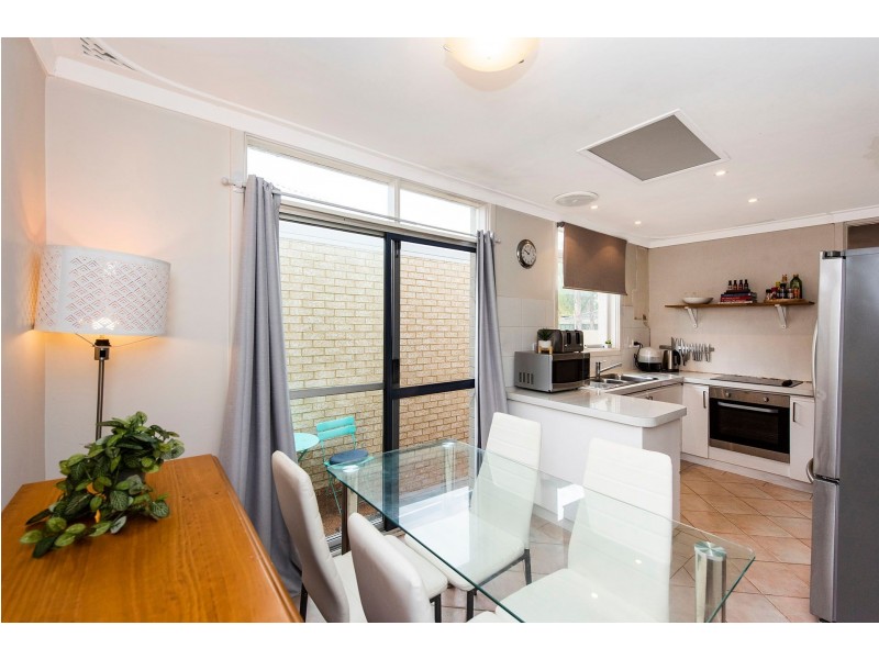 5a Kiandra Way, High Wycombe WA 6057