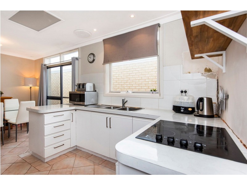 5a Kiandra Way, High Wycombe WA 6057