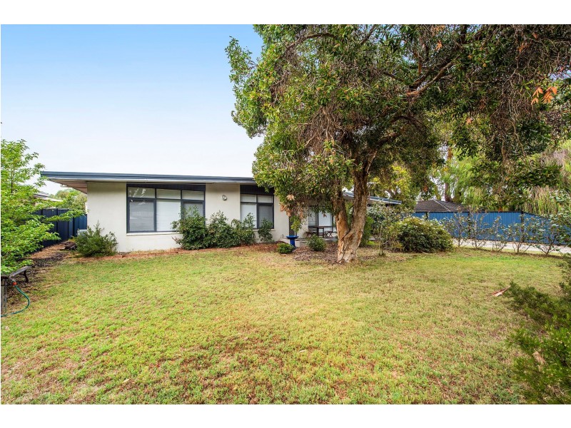 5a Kiandra Way, High Wycombe WA 6057