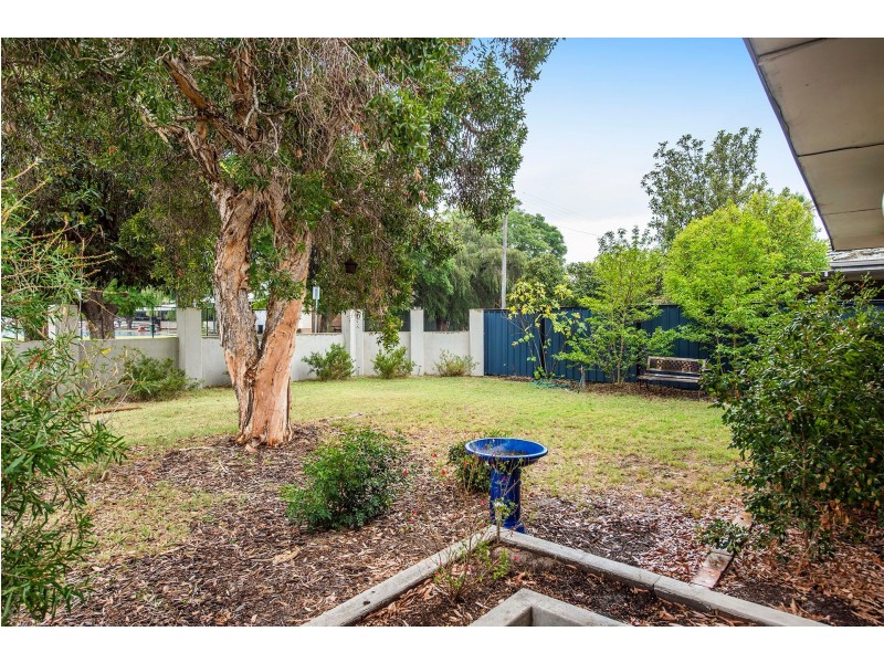 5a Kiandra Way, High Wycombe WA 6057