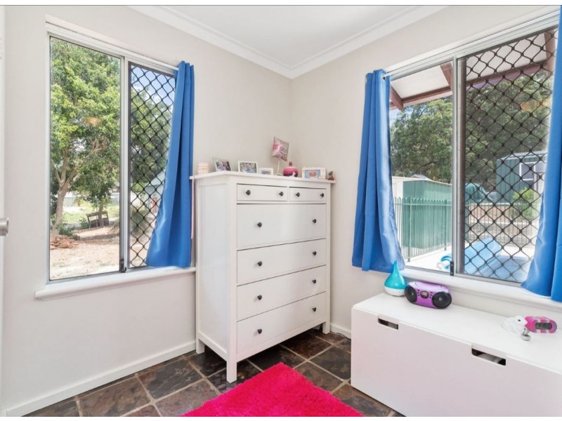 29 Carlisle Road, Kalamunda WA 6076