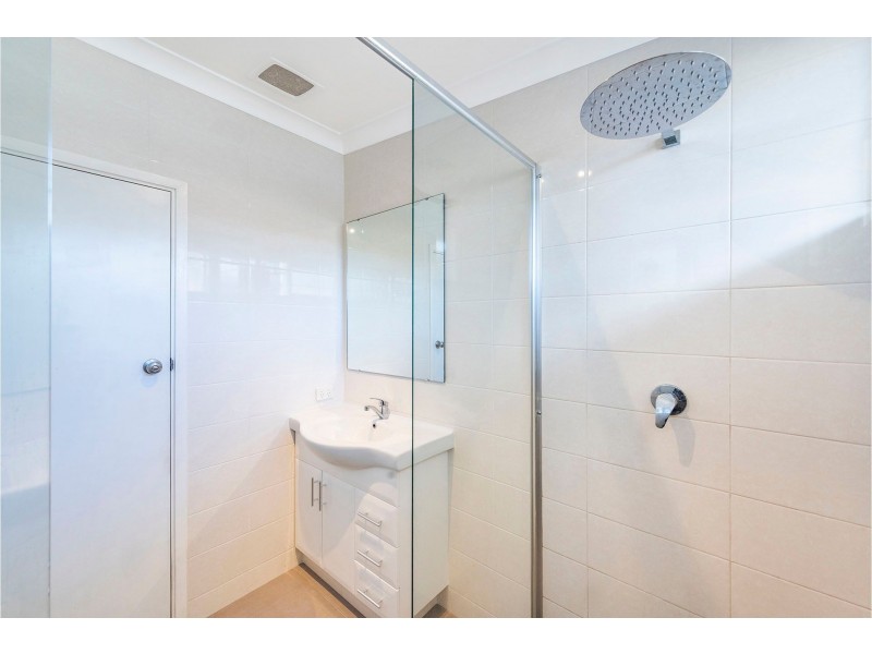 35 Wittenoom Road, High Wycombe WA 6057