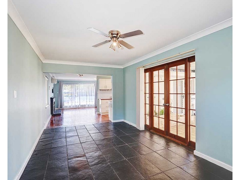 14b Margery Road, High Wycombe WA 6057