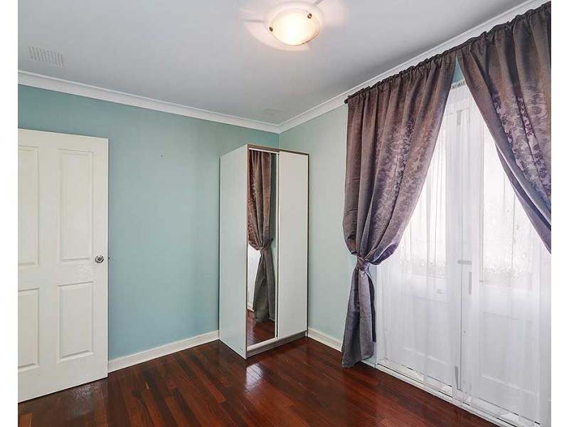 14b Margery Road, High Wycombe WA 6057