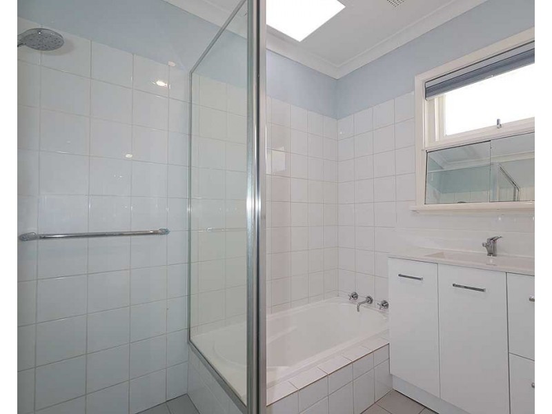 14b Margery Road, High Wycombe WA 6057