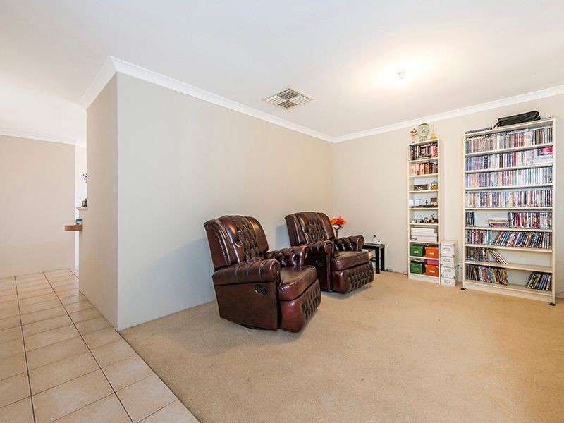 26 Hawkevale Road, High Wycombe WA 6057