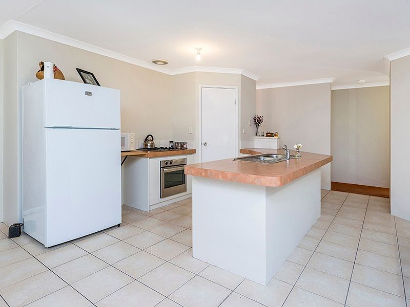 26 Hawkevale Road, High Wycombe WA 6057