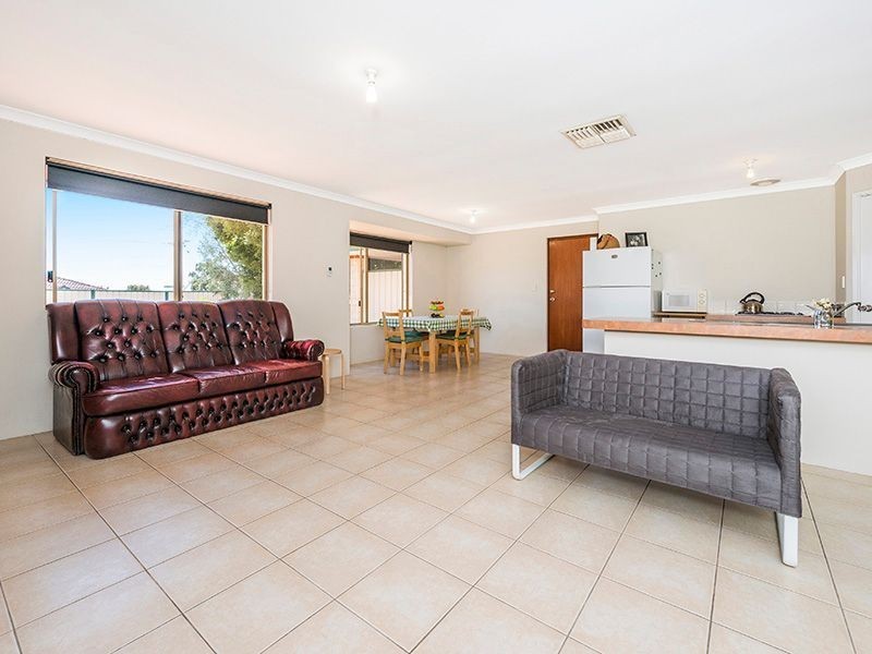 26 Hawkevale Road, High Wycombe WA 6057