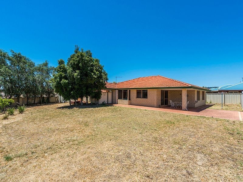 26 Hawkevale Road, High Wycombe WA 6057