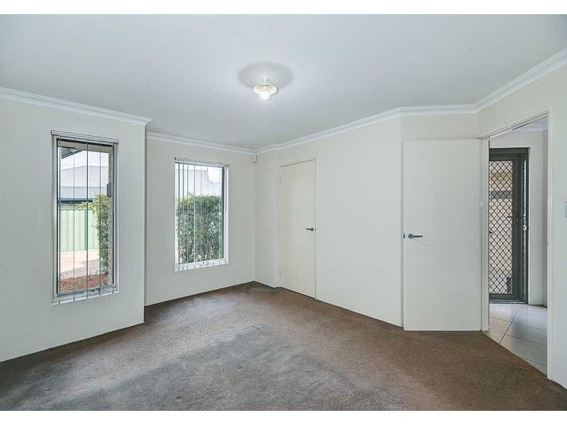 1/25 Teddington Loop, High Wycombe WA 6057