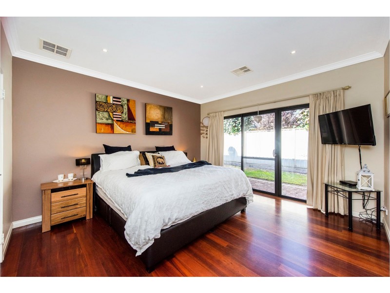 54 Hawkevale Road, High Wycombe WA 6057