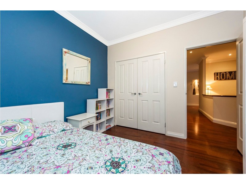 54 Hawkevale Road, High Wycombe WA 6057