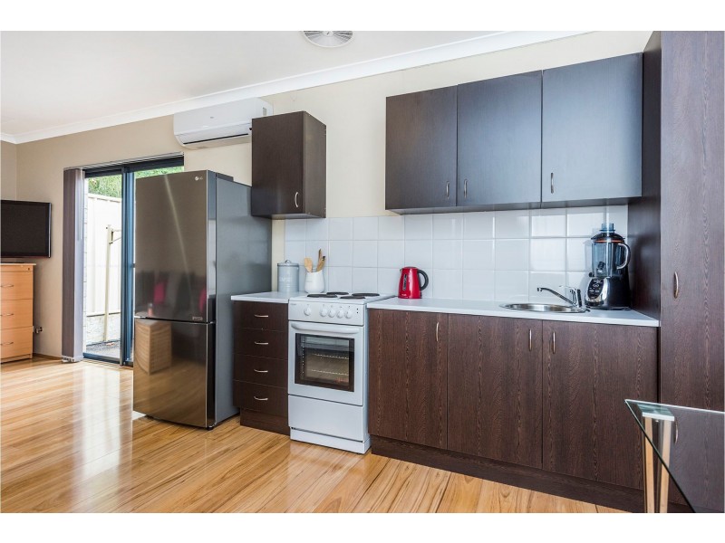 4/62 Dorothy Street, Gosnells WA 6110