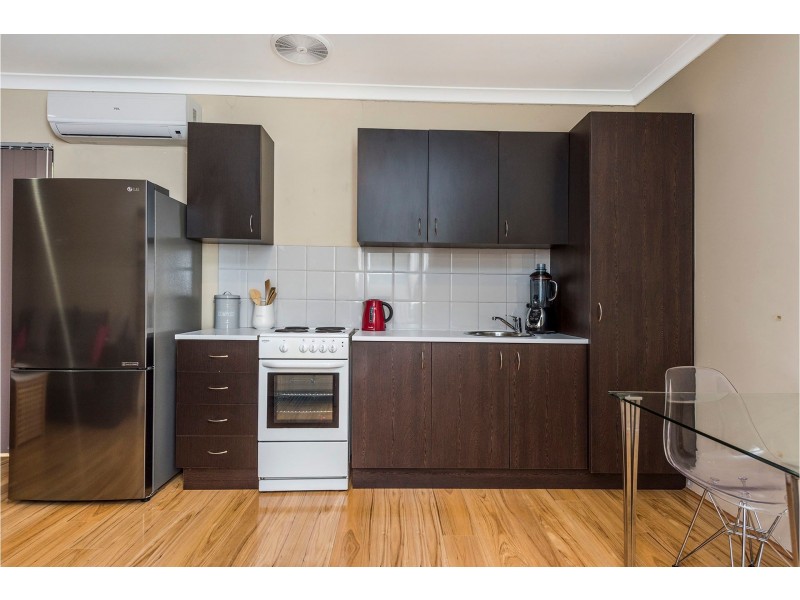 4/62 Dorothy Street, Gosnells WA 6110