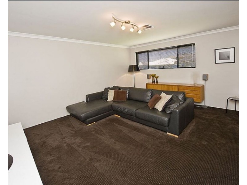 51 Larwood Crescent, High Wycombe WA 6057