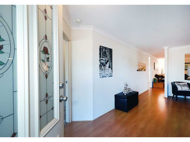 27 Benson Way, High Wycombe WA 6057