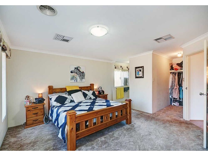 27 Benson Way, High Wycombe WA 6057