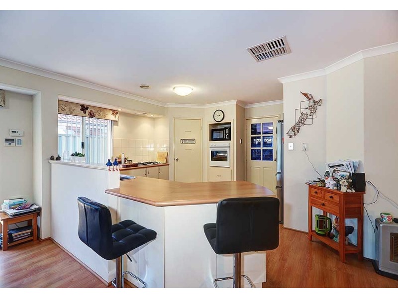 27 Benson Way, High Wycombe WA 6057