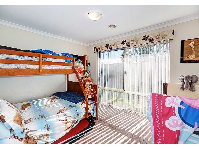 27 Benson Way, High Wycombe WA 6057