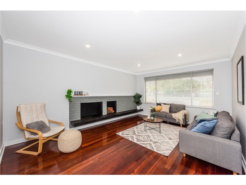 18 Range View Road, High Wycombe WA 6057