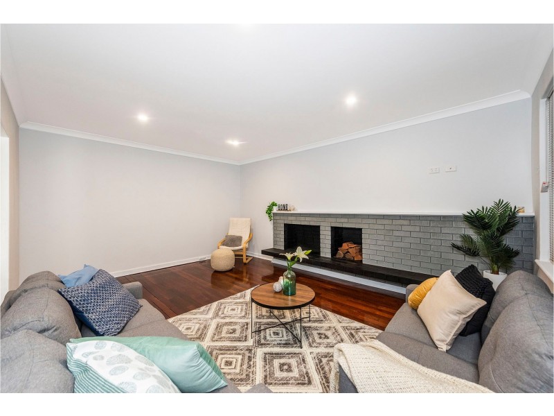 18 Range View Road, High Wycombe WA 6057