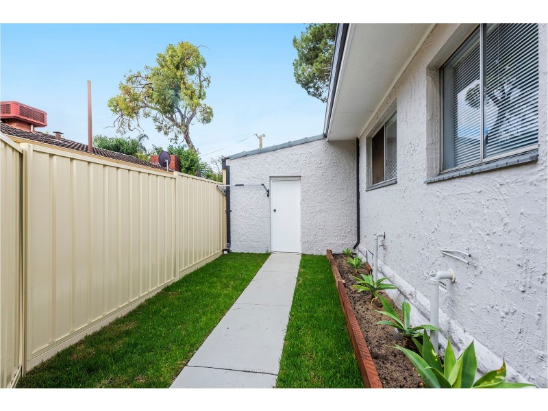 18 Range View Road, High Wycombe WA 6057