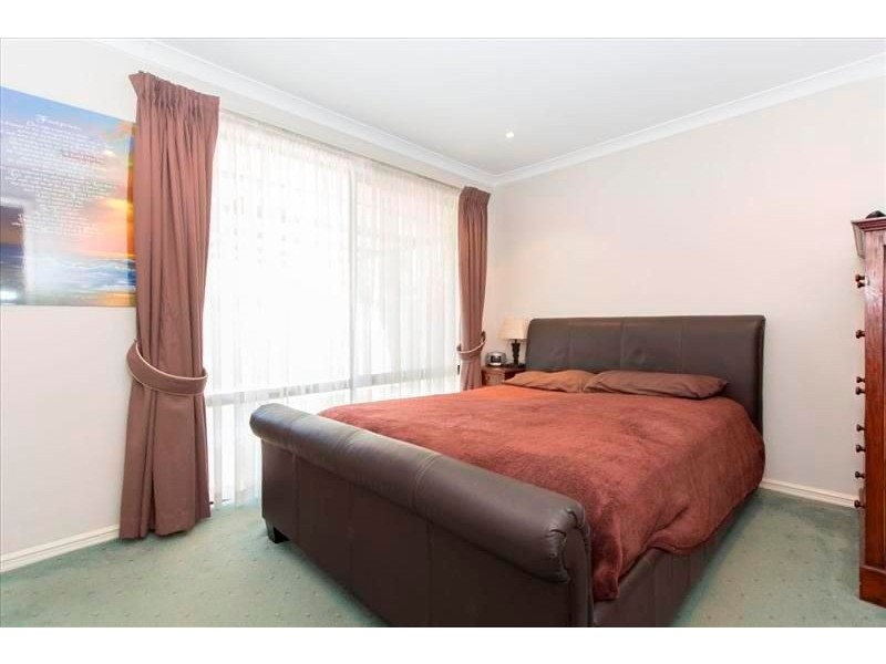 5 Elford Corner, High Wycombe WA 6057