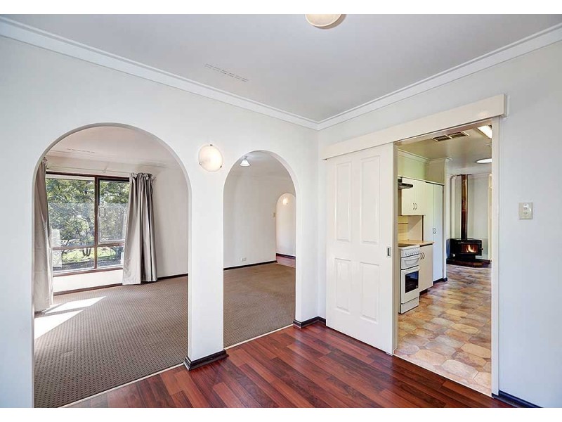 29 Phillip Grove, Kalamunda WA 6076