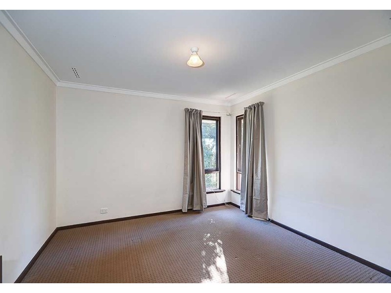 29 Phillip Grove, Kalamunda WA 6076