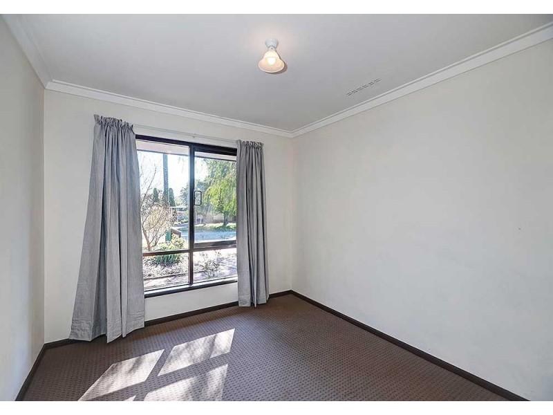 29 Phillip Grove, Kalamunda WA 6076