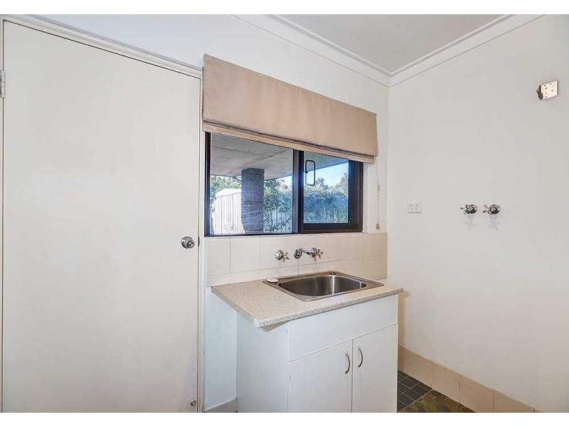 29 Phillip Grove, Kalamunda WA 6076