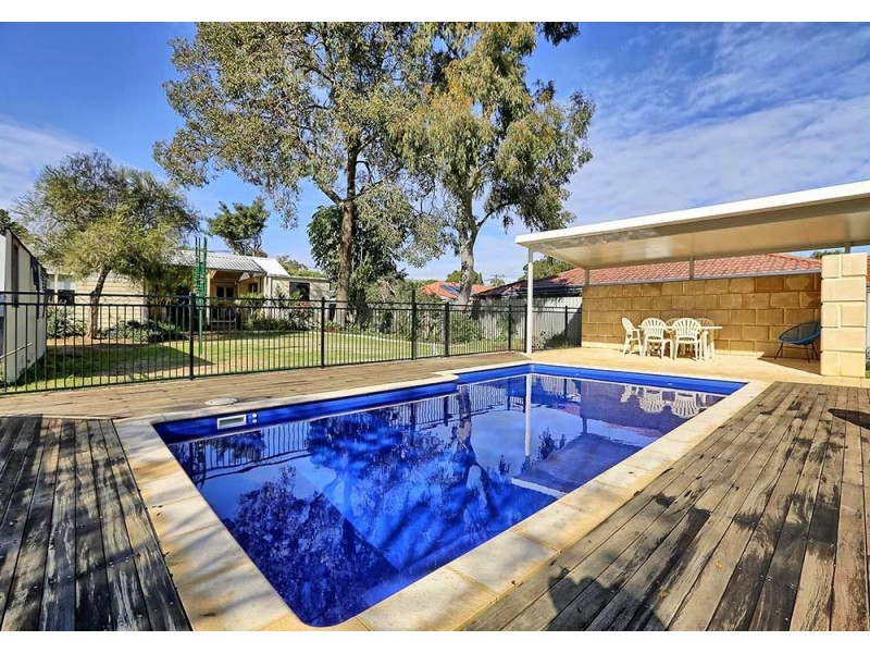 2 Barbary Road, High Wycombe WA 6057