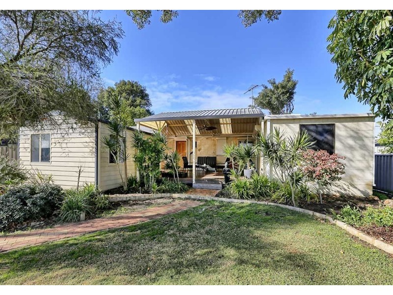 2 Barbary Road, High Wycombe WA 6057