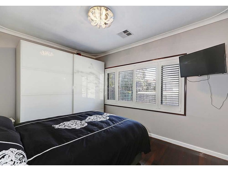 2 Barbary Road, High Wycombe WA 6057