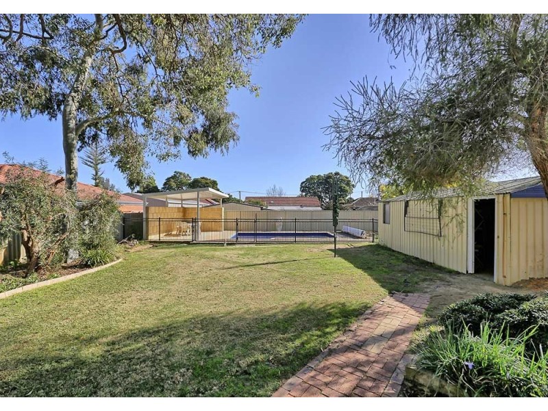 2 Barbary Road, High Wycombe WA 6057