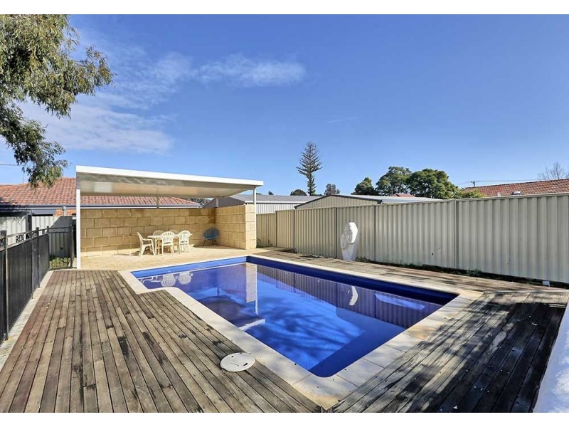 2 Barbary Road, High Wycombe WA 6057