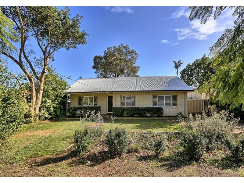 2 Barbary Road, High Wycombe WA 6057